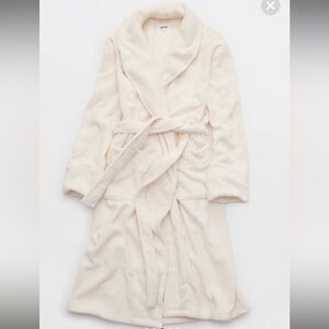 NWT Aerie Sherpa Robe Size XS/S
